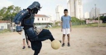 samurai-futbol-brasil-anuncio-de-fideos-chinos
